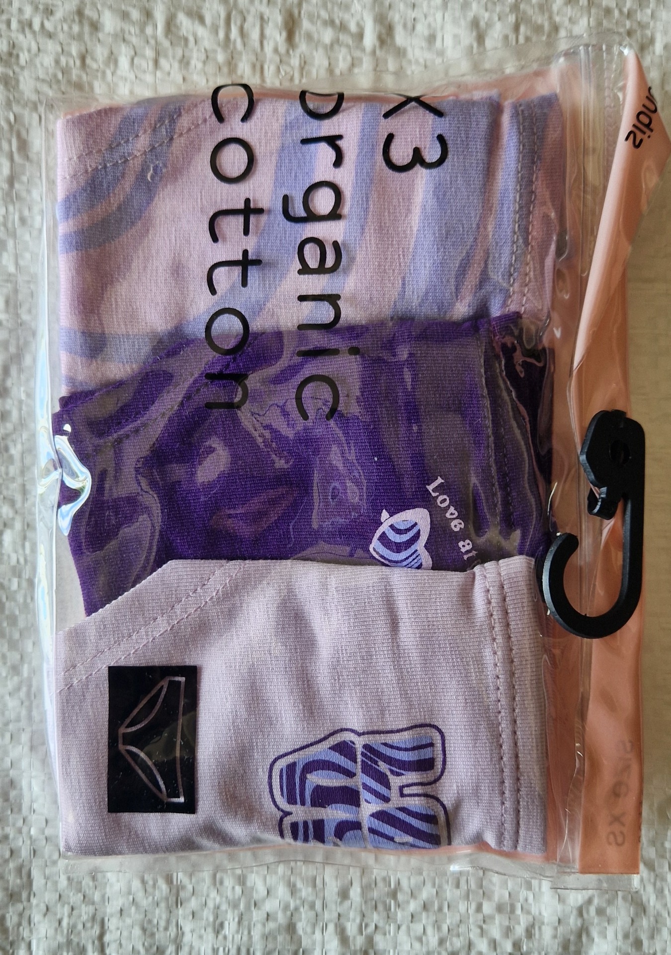 Branded Lingerie Mix 100 Pieces - Image 17